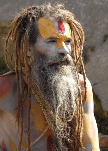 Człowiek za maską - nepalski sadhu